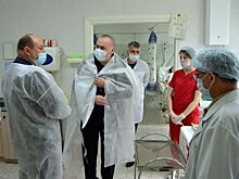 Андрей Карлов ознакомился с работой больниц на севере Свердловской области