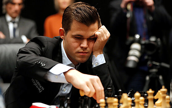 Эмиль Сутовский: «Не исключаю, что Карлсен сыграет на турнире претендентов-2024. Там будет 2-3 человека, с которыми ему интересно посоперничать»