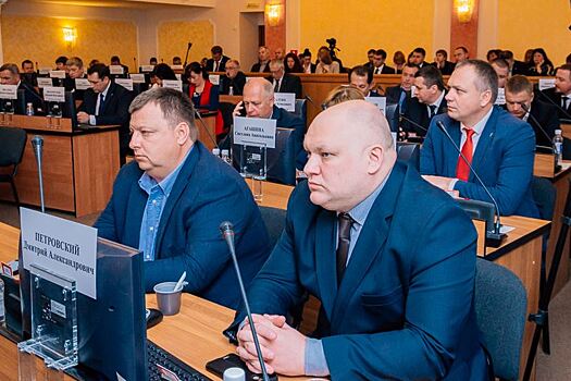 Хайпанул на Лермонтове: эпатажный ярославский депутат попрощался с «Единой Россией стихами
