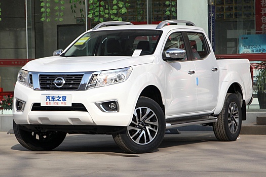В Россию привезли новый Nissan Navara