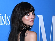 Звезду «Материалистки» засняли в легинсах и топе после похудения