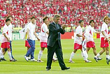 Чемпионат мира по футболу – 2002: сборная Южной Кореи дошла до полуфинала благодаря откровенному судейскому произволу