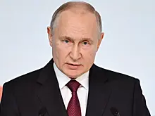 Путин порассуждал о современной политике и искажении истории