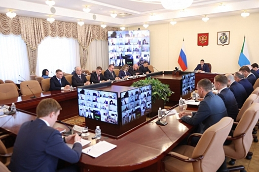 Демешин уволил трех чиновников правительства: один организовал кофейный бизнес