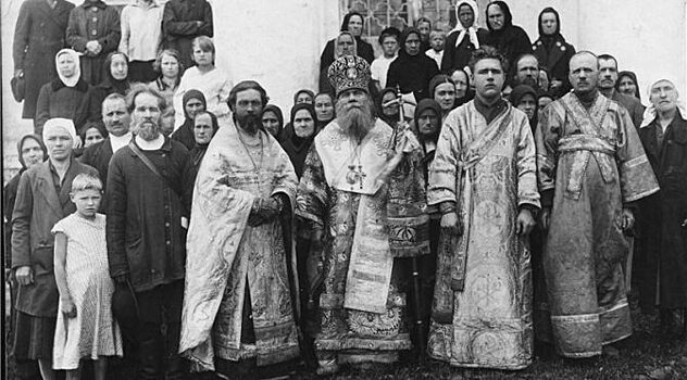 «Обновленцы»: почему большевики не смогли создать новую церковь