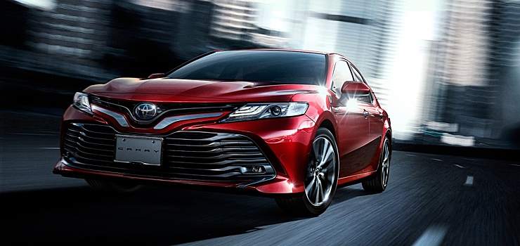 Новая Toyota Camry поступила в продажу