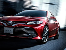Новая Toyota Camry поступила в продажу