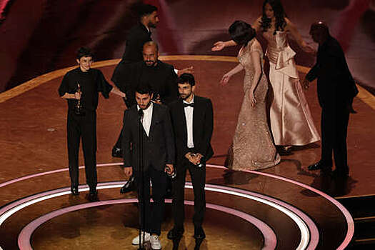 Режиссера, получившего «Оскар» за лучший документальный фильм, избили и задержали