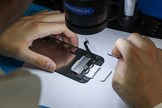 Американцев призвали учиться ремонтировать свои смартфоны