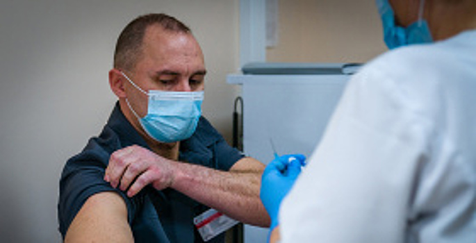 «Микс» инфекций перенести тяжело. Почему важна вакцинация?