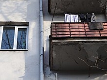 Два ребенка прыгнули с балкона, спасаясь от пожара в Челябинске