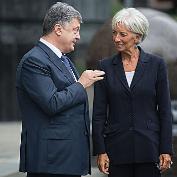 Корнейчук: Порошенко выманивает деньги у МВФ
