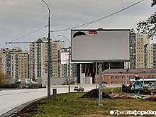 В Екатеринбурге с билбордов посрывали баннеры кандидатов в депутаты