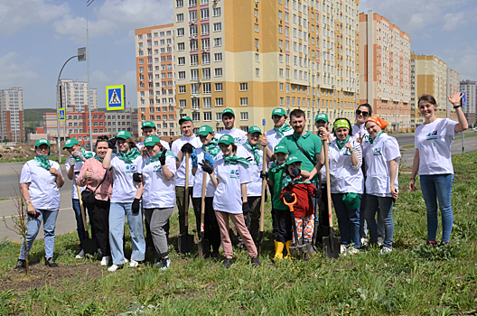 Лип — больше, город — чище: Зелёная дружина СГК приняла участие в посадке деревьев в Кемерове