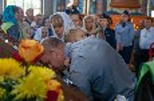 Сотрудники Воронежского УФСИН помолились у мощей преподобного Сергия Радонежского