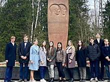 Электрогорцы в День космонавтики почтили память Юрия Гагарина