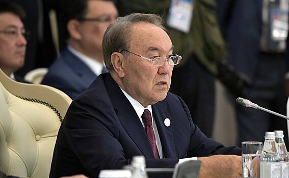 Концовка смазала карьеру: Нурсултан Назарбаев должен был покинуть пост президента Казахстана в 2012 году