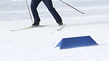Полсотни сноубордистов и лыжников стали участниками костюмированного спуска в Лабытнанги