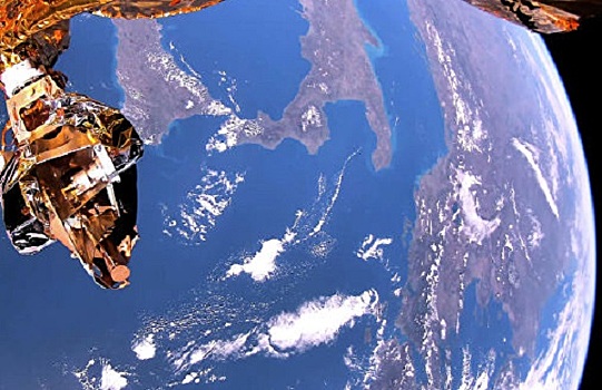 Спутник РФ снял первое видео Земли в формате 4K