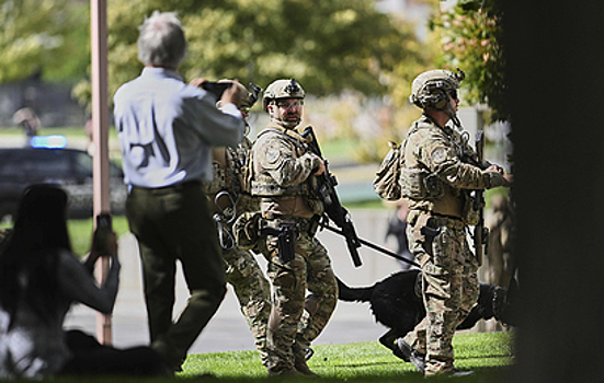 ФБР опубликовало фото подозреваемого в убийстве сторонника Трампа