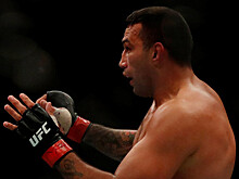 Результаты взвешивания UFC 249: Олейник намного легче Вердума, Стивенс не уложился в вес