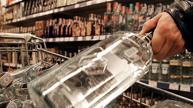 Двое жителей Вологды дважды украли и пропили забор мэрии