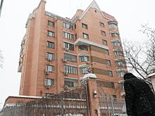 Адвокат Долиной объяснила, зачем приставы приехали в квартиру певицы