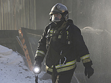 Ямальские следователи выясняют причину гибели двух человек при пожаре в Новом Уренгое