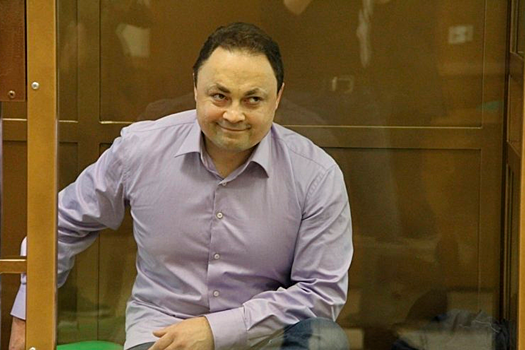 Осужденный за коррупцию экс-мэр Владивостока подписал контракт с Минобороны