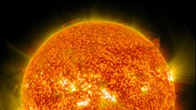 СМИ: Земля спаслась от «монструозной» вспышки на Солнце