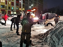 Рязанцы организовали массовую уборку снега в своих дворах