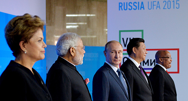 БРИКС: равнение на Индию