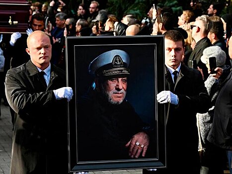 Народного артиста РФ Бедроса Киркорова похоронили на Троекуровском кладбище