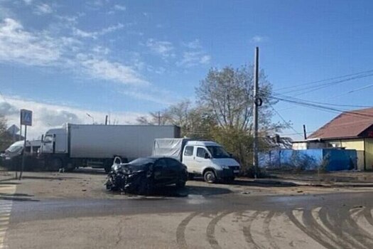 Жесткая авария с тремя автомобилями произошла в российском городе