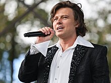 Прохор Шаляпин купил маме квартиру в соседнем доме