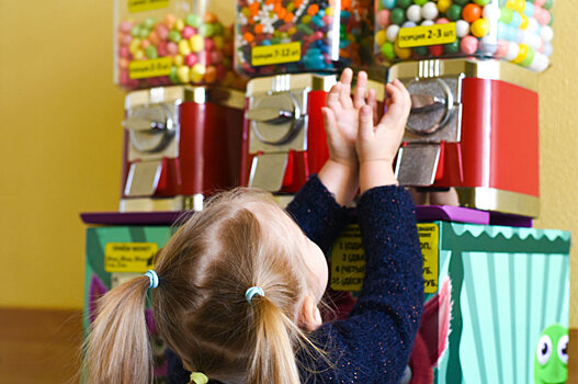 В Британии запретят продажу сладостей у кассы супермаркетов