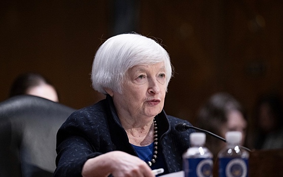 США посоветовали Китаю производить меньше товаров