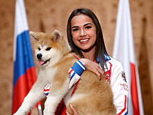 Загитова поиграла с собакой, Сотникова гуляет по Японии. Главное из соцсетей фигуристов
