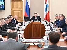 Губернатор Хоценко потребовал сократить сроки устранения коммунальных аварий в морозы