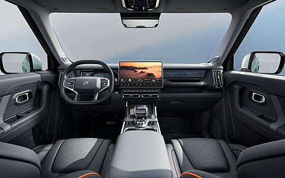 Мощный мотор, автомат, хорошее оснащение — добротный кроссовер уже в России