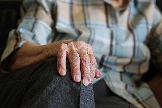Закон о снижении пенсионного возраста внесен в Госдуму