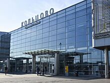 В Екатеринбурге задерживают и отменяют авиарейсы