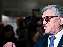 Тихонов назвал "слабенькой" конкуренцию в смешанной эстафете на Универсиаде