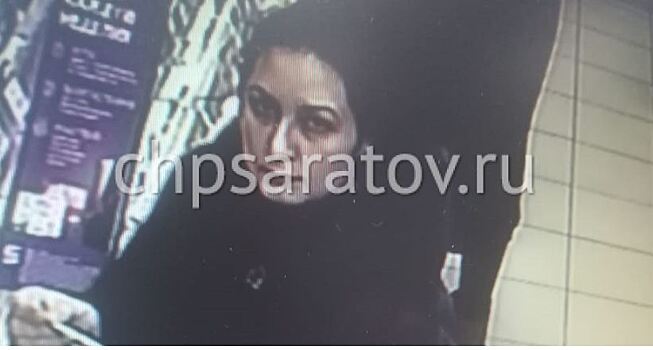 В Саратове обокрали "Магнит Косметик". Полиция разыскивает мужчину и женщину