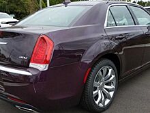 В Флориде заметили Chrysler 300 с явными недочетами