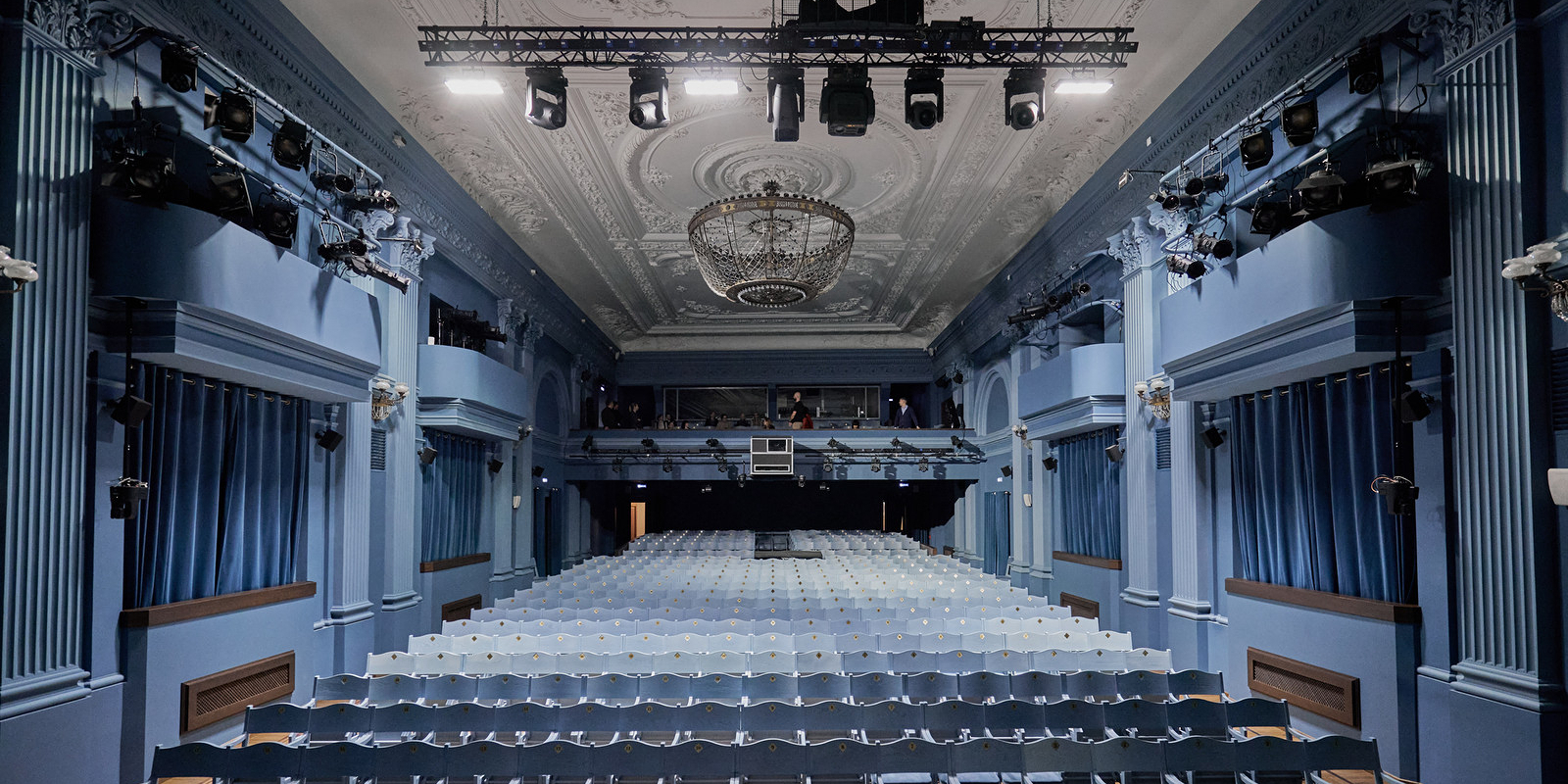 История сквозь призму современности: как изменился Театр на Бронной после реставрации
