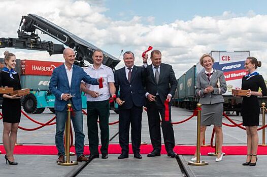 В Екатеринбурге открыт новый контейнерный терминал, который позволит значительно увеличить скорость и объемы грузопотоков региона