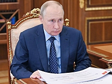 Путин усомнился в версии убийства митрополита Скуратовым