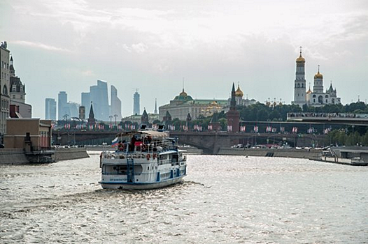 Прогулки по Москве-реке можно будет оплатить смартфоном