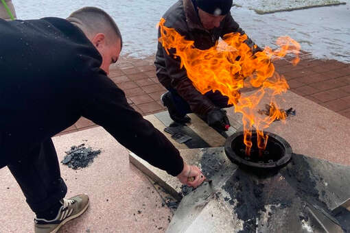 На Кубани МВД проверяет информацию о сожжении венка на Вечном огне
